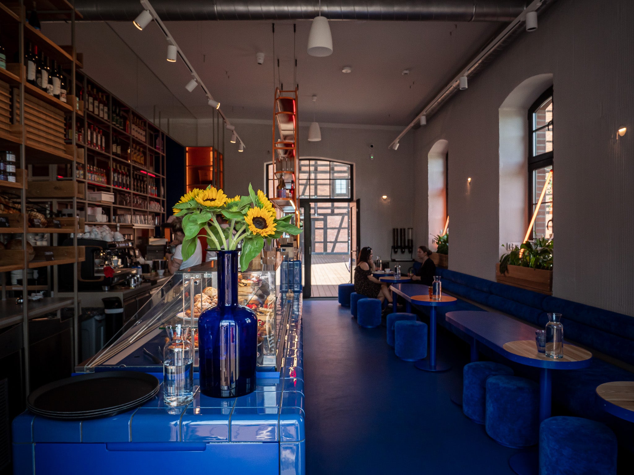 Wnętrze Klubopiekarni Woda