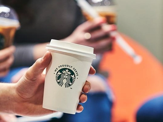 Kubek kawy We Prouldy Serve Starbucks