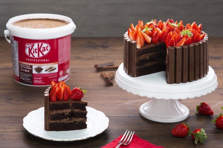 Tort made with KITKAT®