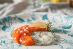 Marynowany łosoś z winno