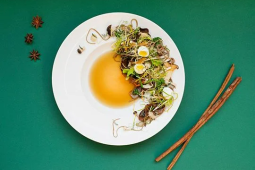 Wegetariański Ramen grzybowy