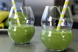 Tropikalne, zielone Smoothie