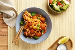 Wegańskie pulpeciki w sosie