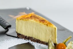 Sernik z nutą Crème brûlée