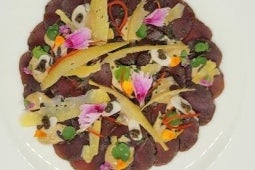 Carpaccio z sarny danie