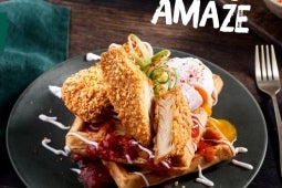 Chrupiace gofry z gotowanym jajkiem