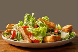 Roślinna sałatka Cezar