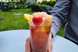 À la lemoniada truskawkowa