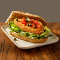 Chrupiąca bagietka z GARDEN GOURMET® Wegańskim Sznyclem